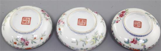 A set of three Chinese famille rose boxes, liners and covers, 19th century, diameter 9cm, one cover cracked